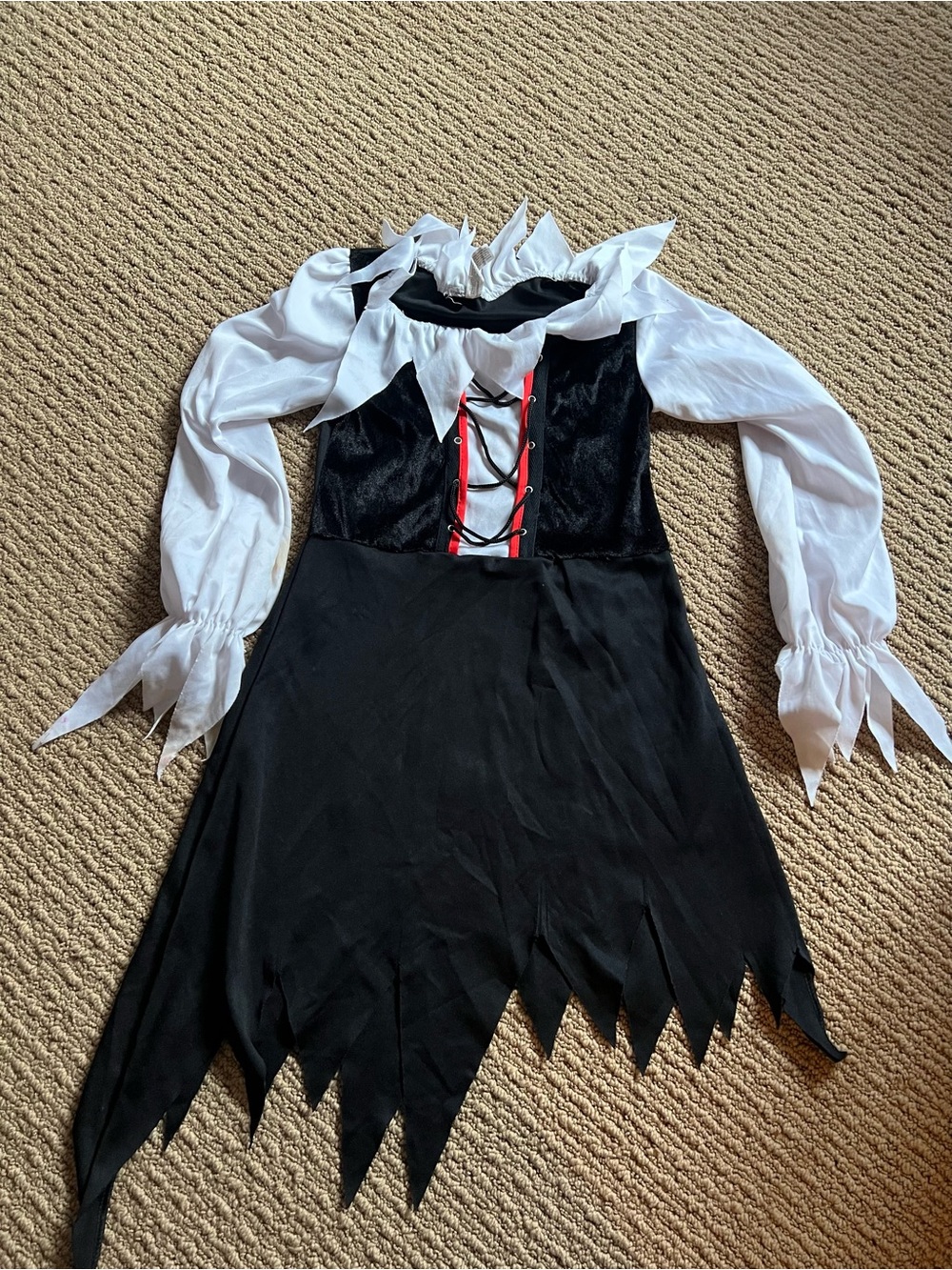 Pirates Costumes! - Picture 4 of 7